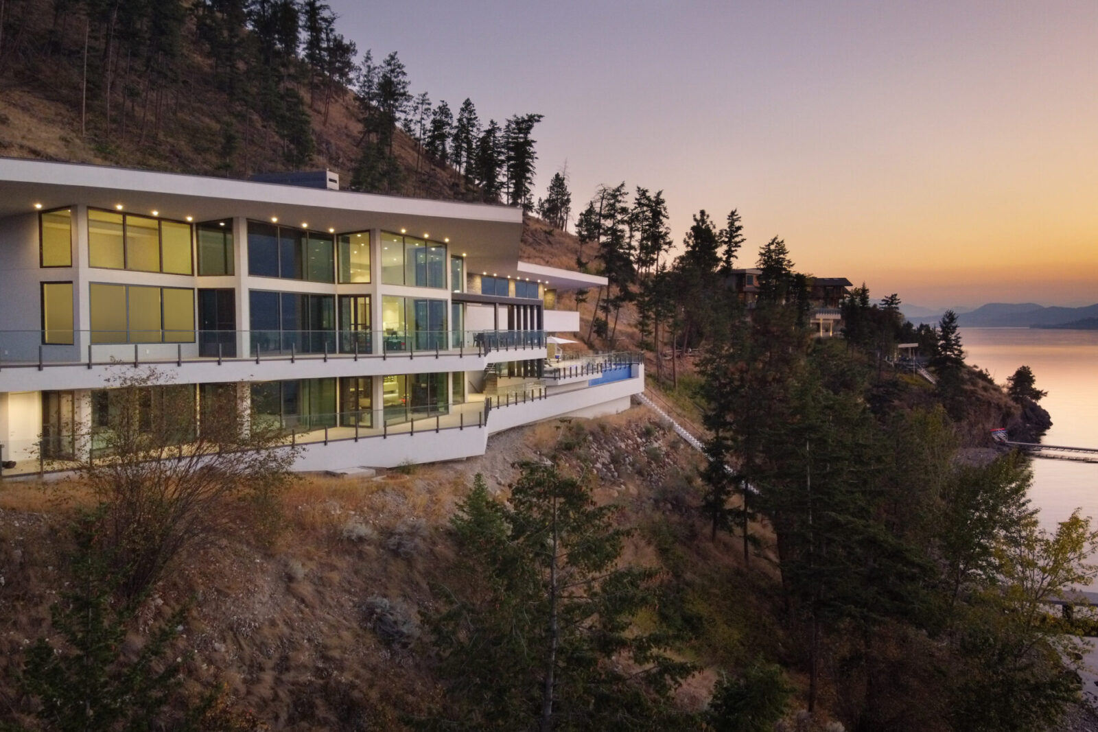 8 Reasons to Choose Kelowna for Your Custom Home in 2026