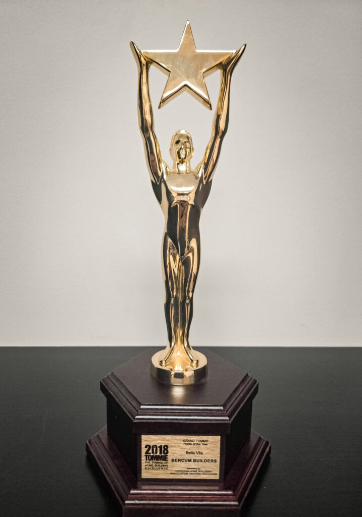 Tommie Awards trophy won by Bercum Builders